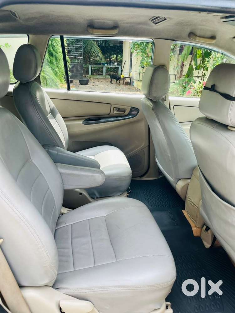 Toyota Innova Diesel 2011 G4 New Paper