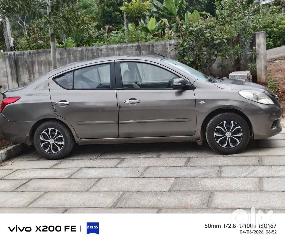 Nissan Sunny 2012 Diesel 120000 Km Driven