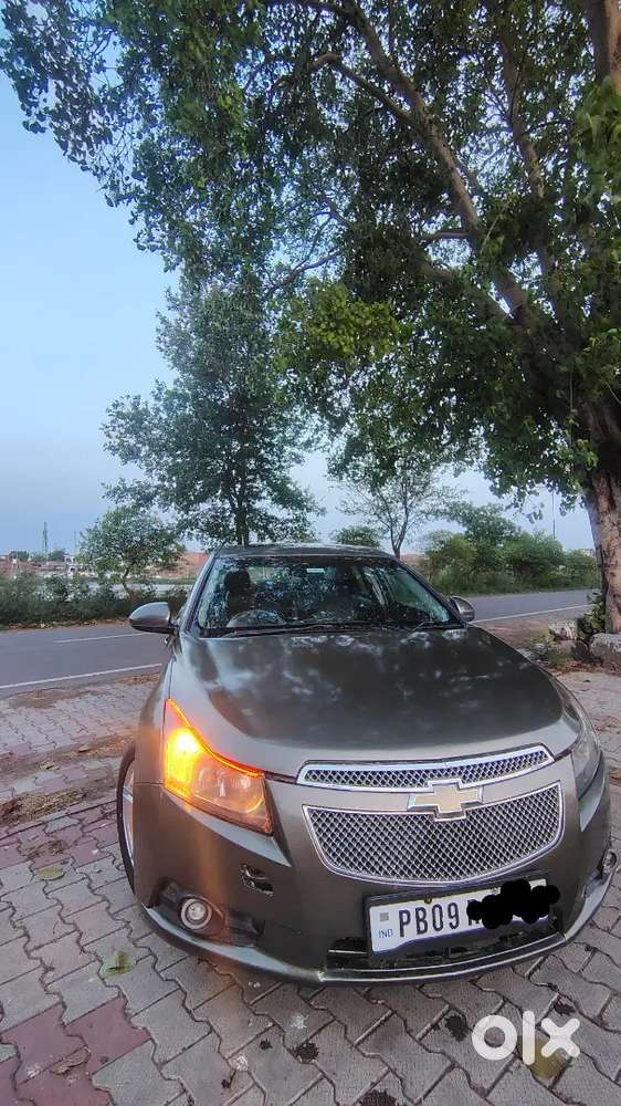 Cruze Ltz  2012with Sunroof And 17 Alloy Wheels Vip Number