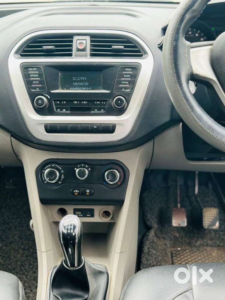 Tata Tiago 1.2 Revotron Xt, 2016, Petrol