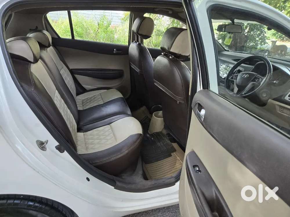 Hyundai i20 Sportz Diesel 2011