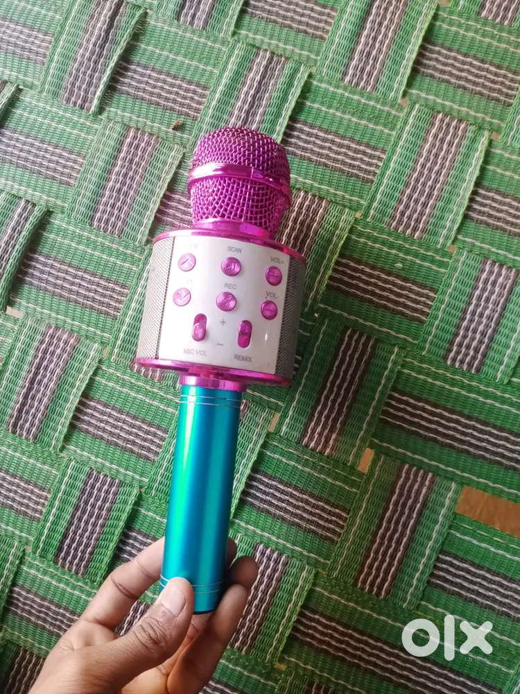 Yah ek voice Mike hai ismein aap bol sakte hain and audio recording ka