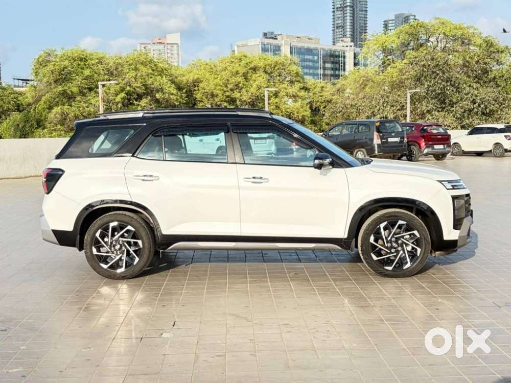 Hyundai Alcazar Signature (o) 6 Str 1.5 Petrol Dct, 2025, Petrol