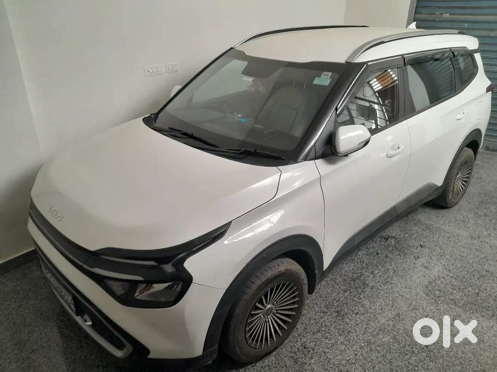 Kia Carens Prestige Manual 2024