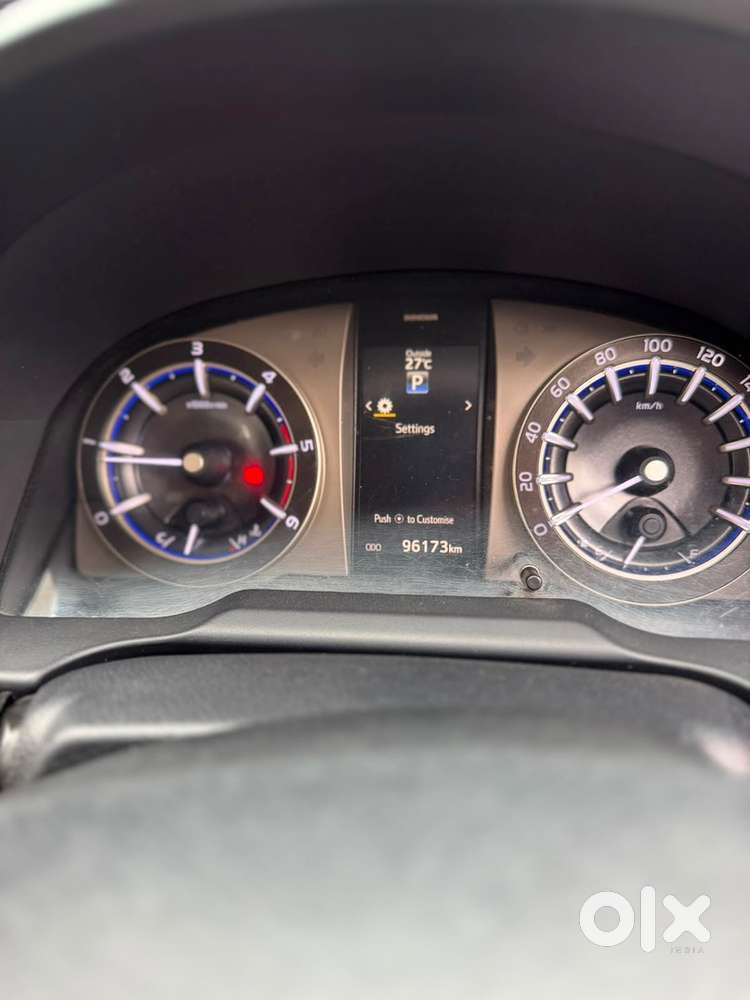 Toyota Innova Crysta Diesel 2017