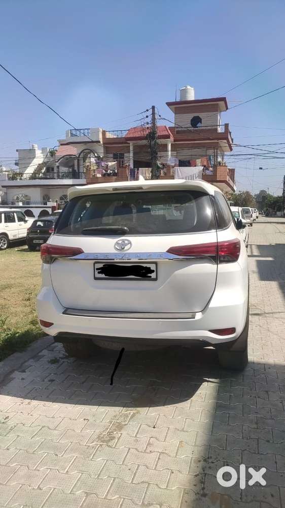Lady Driver Next To New