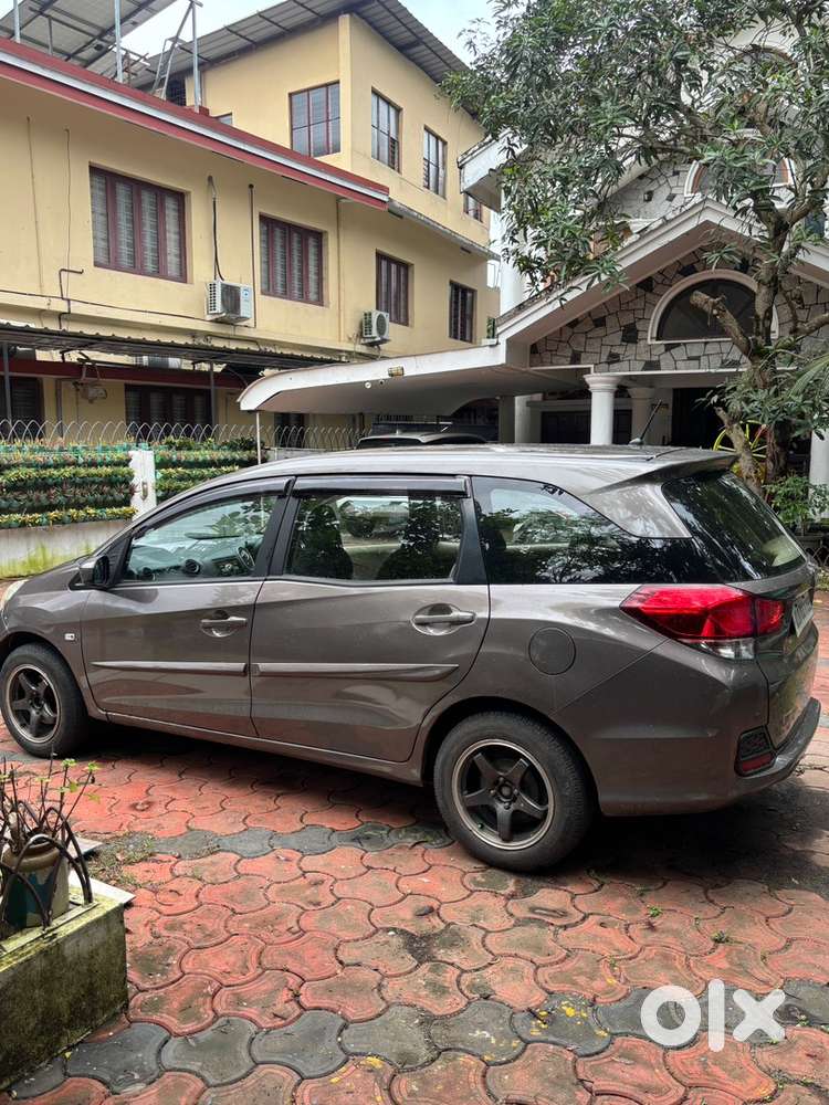 Honda Mobilio Diesel Variant 2014
