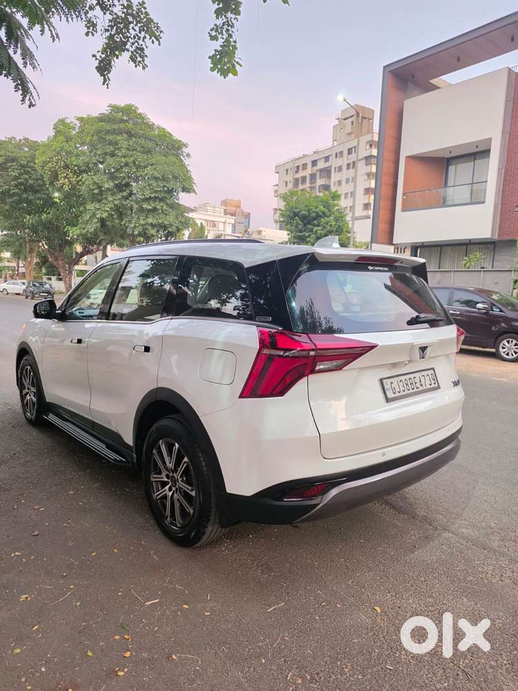 Mahindra Xuv700 2.2 Ax 7 Diesel At Luxury Pack Str, 2023, Petrol