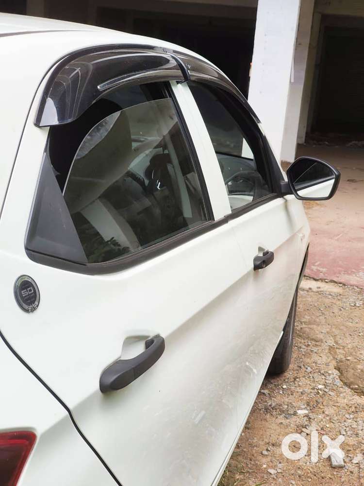 Tata Tiago 2023 Petrol 7000 Km Driven