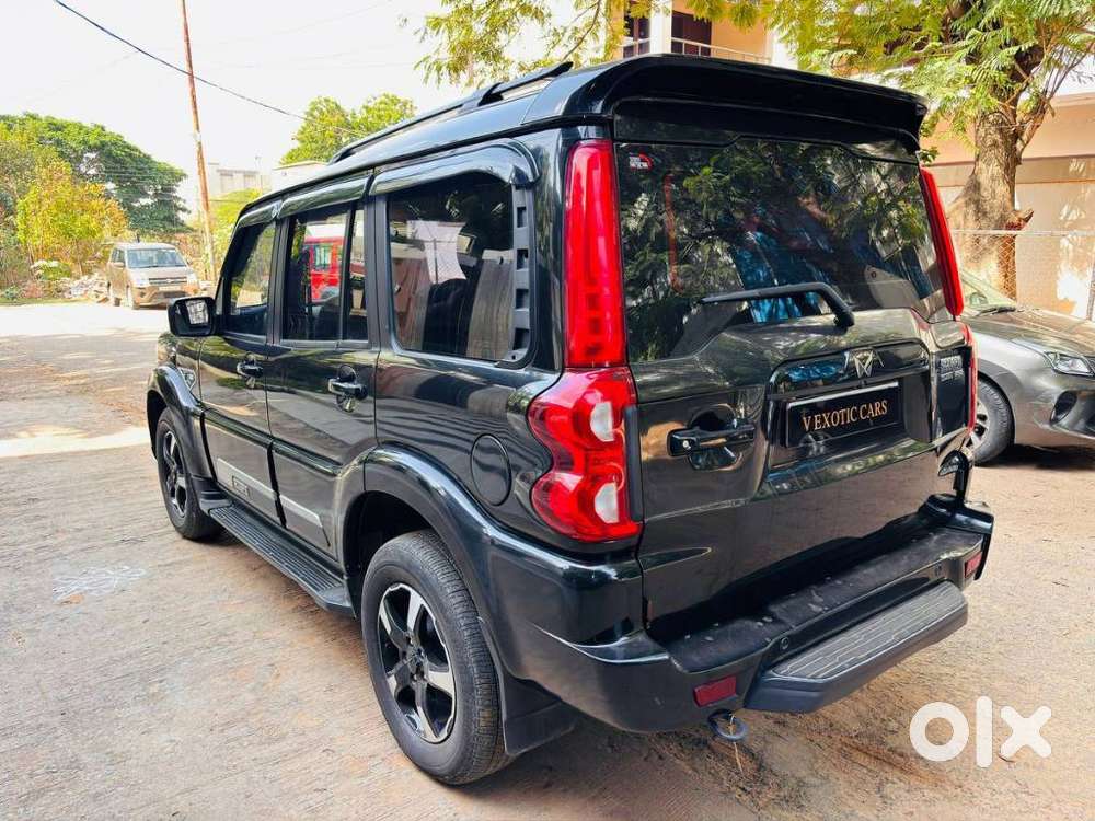 Mahindra Scorpio S11 Mt 7s, 2024, Diesel