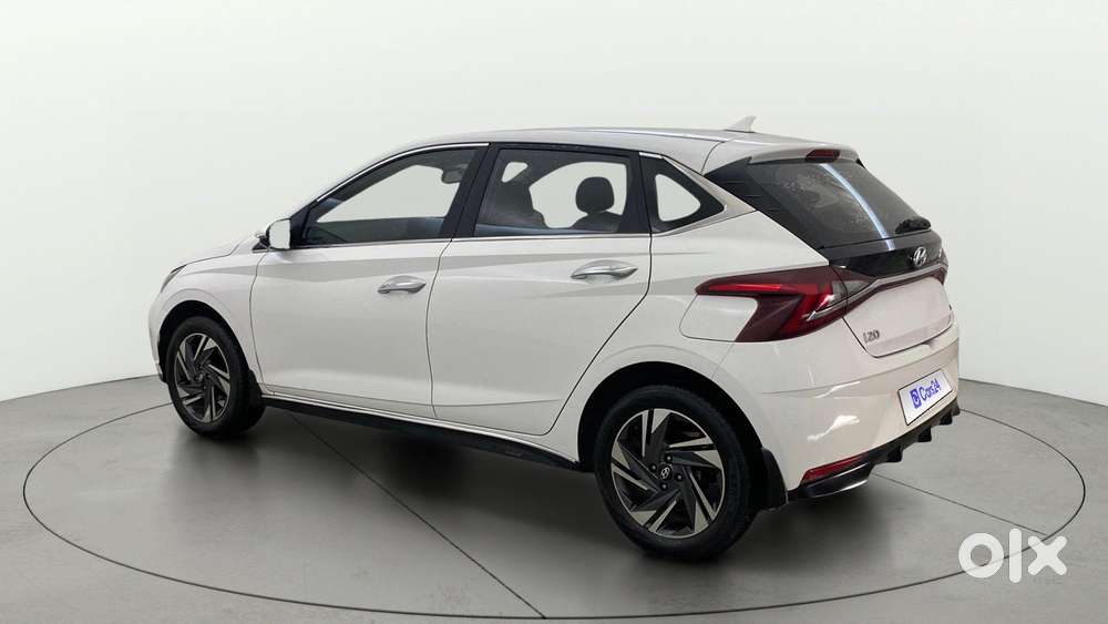 Hyundai New I20 1.2 Asta (o) Ivt, 2023, Petrol