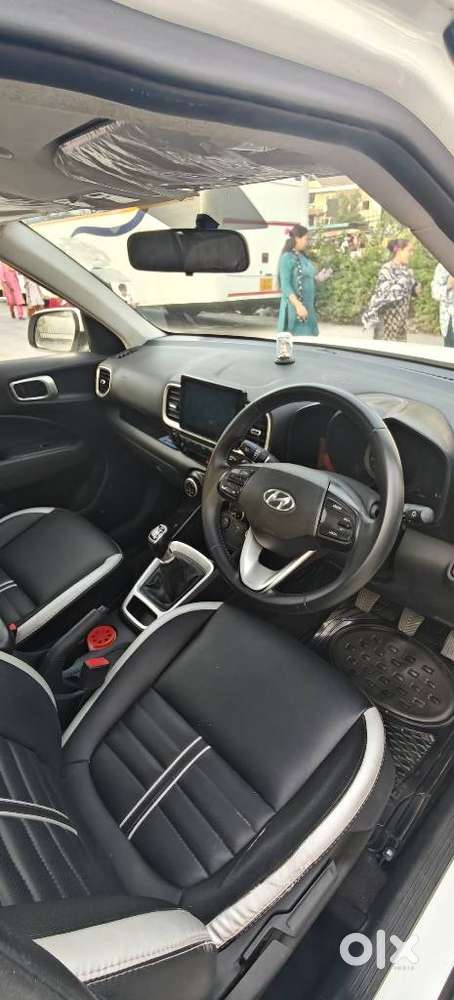 Hyundai Venue Sx Dual Tone Turbo, 2020, Petrol