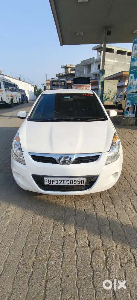Hyundai I20 2012 Diesel 97000 Km Driven