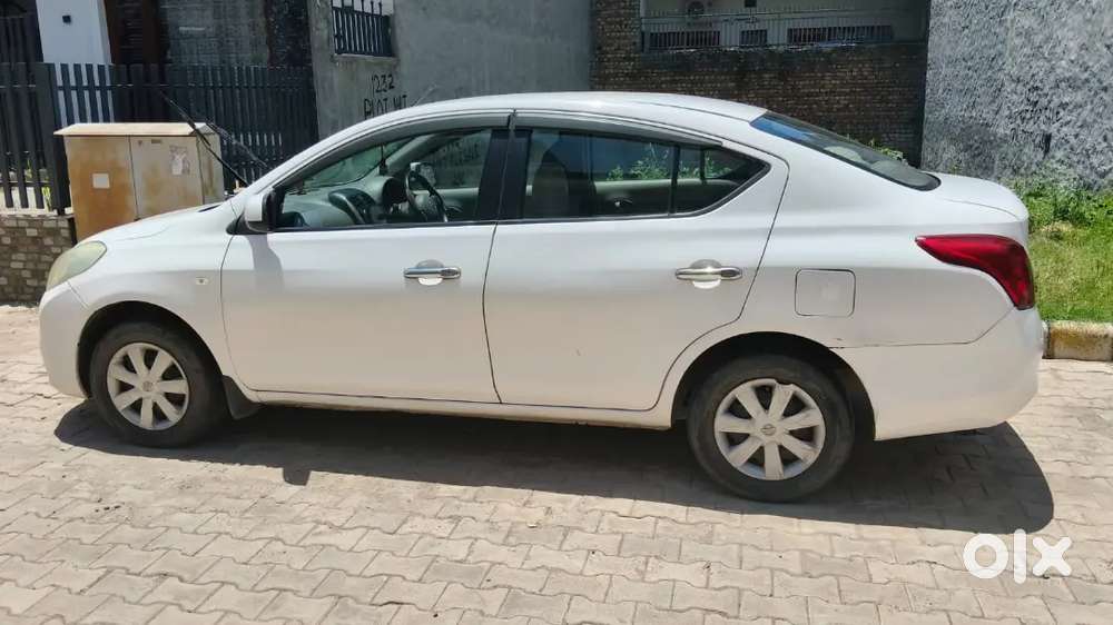Nissan Sunny Diesel 2012