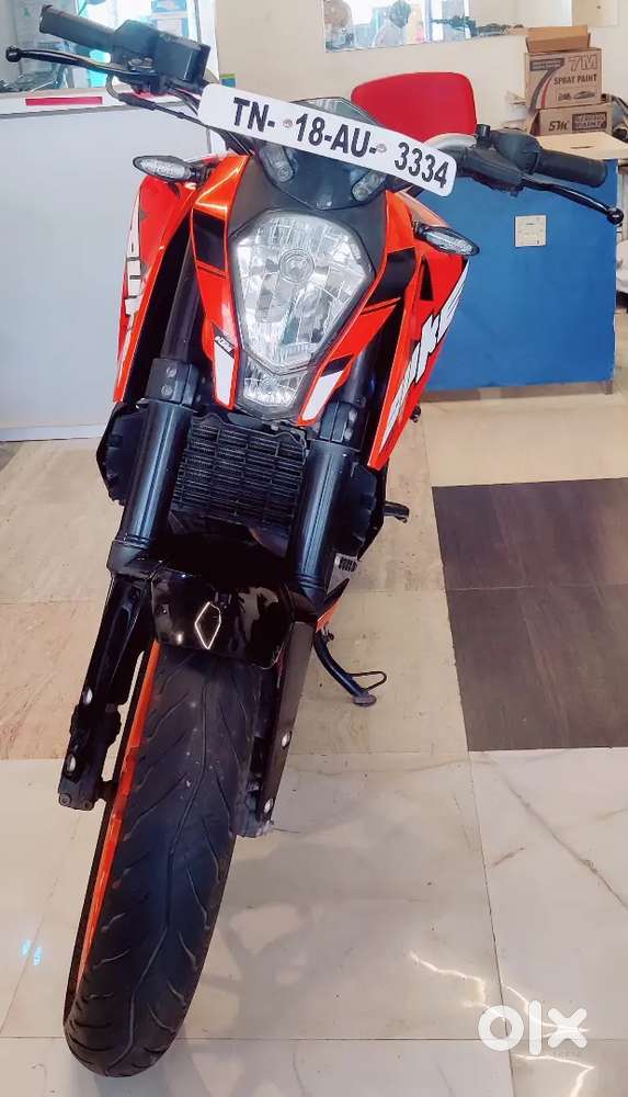 Duke 125 second online hand olx