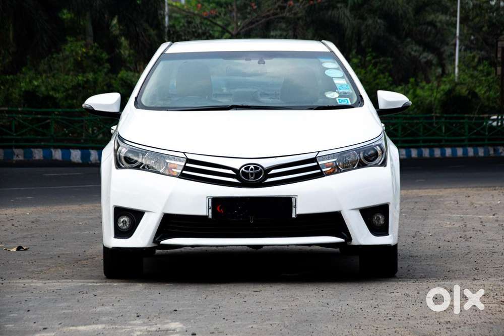 Toyota Corolla Altis 2010-2013 Gl, 2014, Petrol