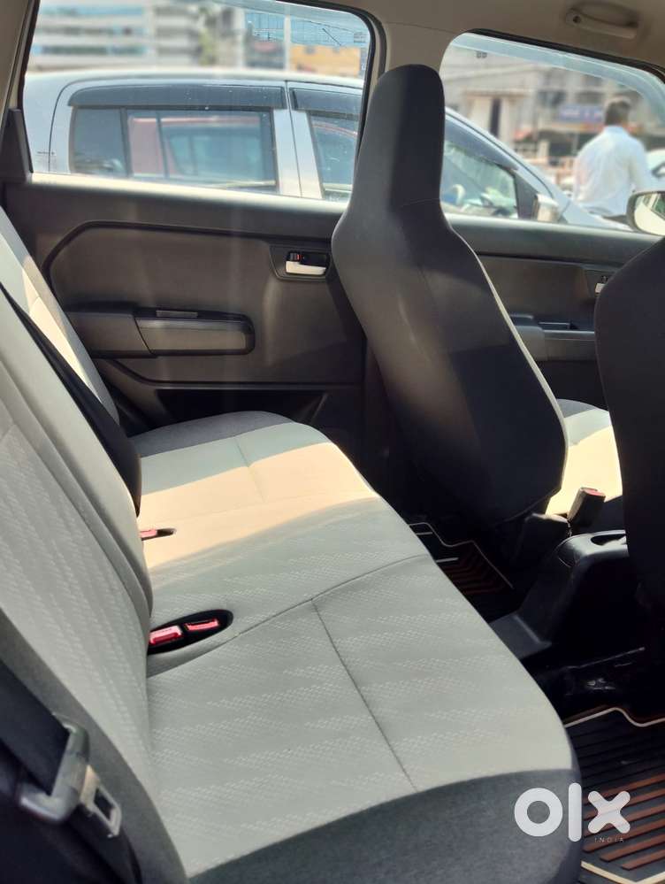 Maruti Suzuki Wagon R Vxi, 2022, Petrol