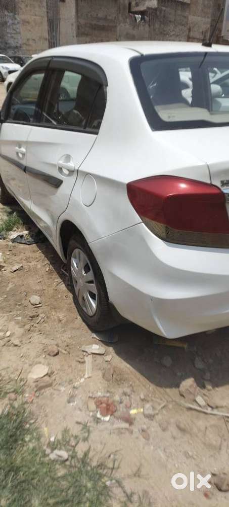 Honda Amaze S I-vtech, 2015, Petrol