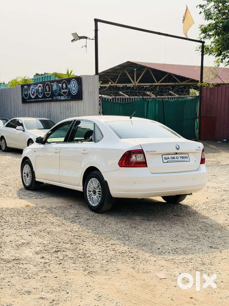 Skoda Rapid 1.6 Mpi Ambition, 2012, Petrol