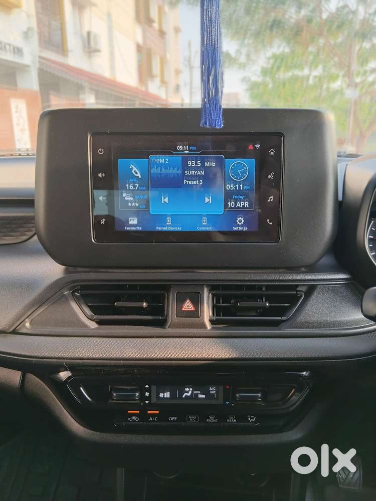 Maruti Suzuki Swift Vxi + Manual, 2024, Petrol