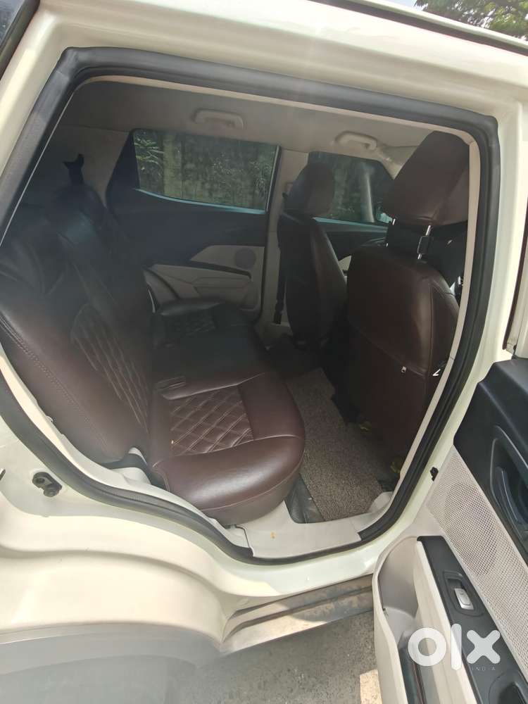 Mahindra Xuv300 W6 Diesel, 2023, Diesel
