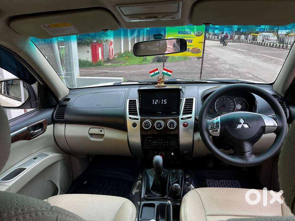 2013 Mitsubishi Pajero Sport