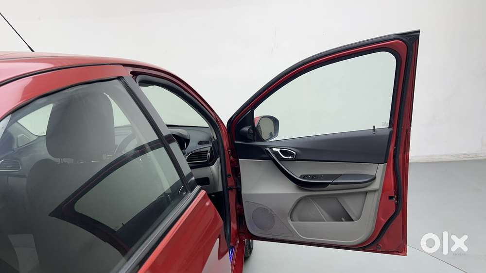 Tata Tiago Xz, 2018, Petrol