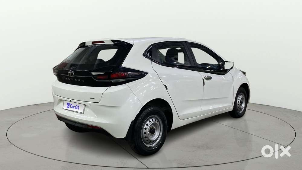 Tata Altroz Xe Cng, 2024, Cng & Hybrids