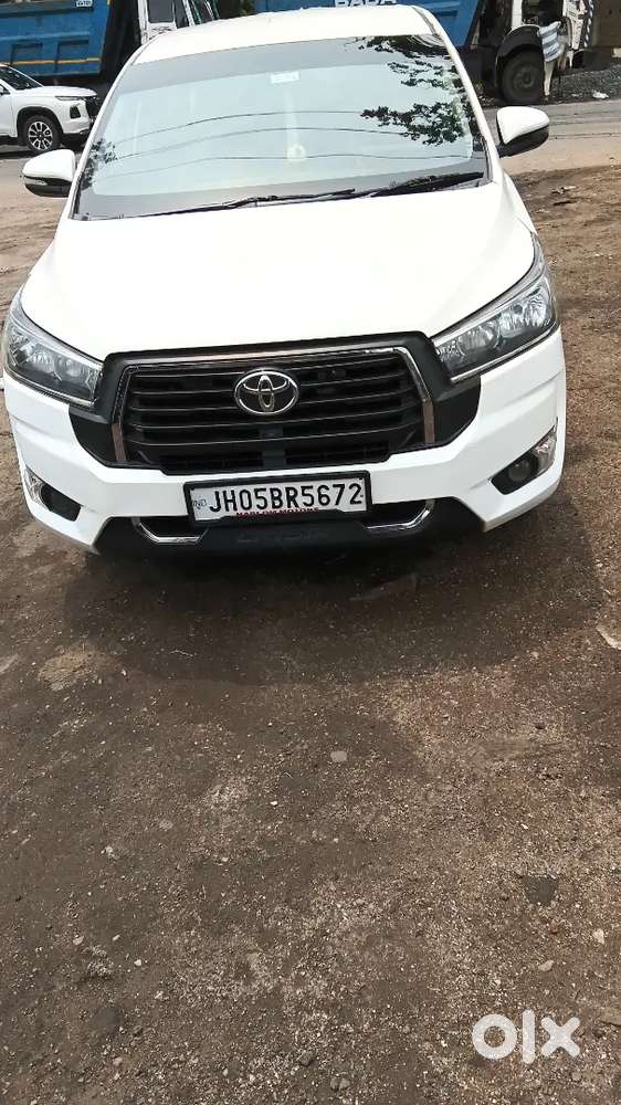 Toyota Innova Crysta 2017 Diesel 96000 Km Driven