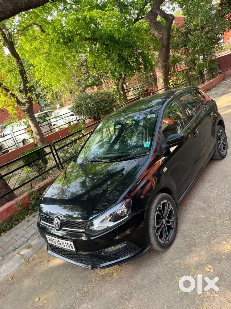Volkswagen Polo Black Car 2013 Model