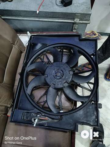 Bmw deals radiator fan