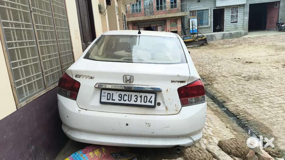 Honda City  Dec 2011 Petrol Manual 2 Month Old Tyre New Seat Cover Cng