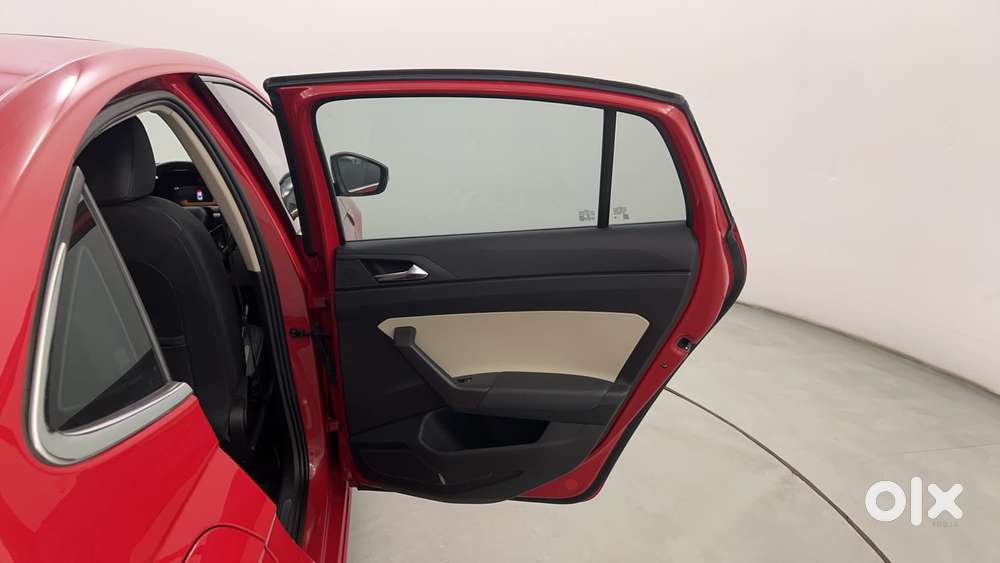 Skoda Slavia Style 1.0l Tsi Mt, 2023, Petrol