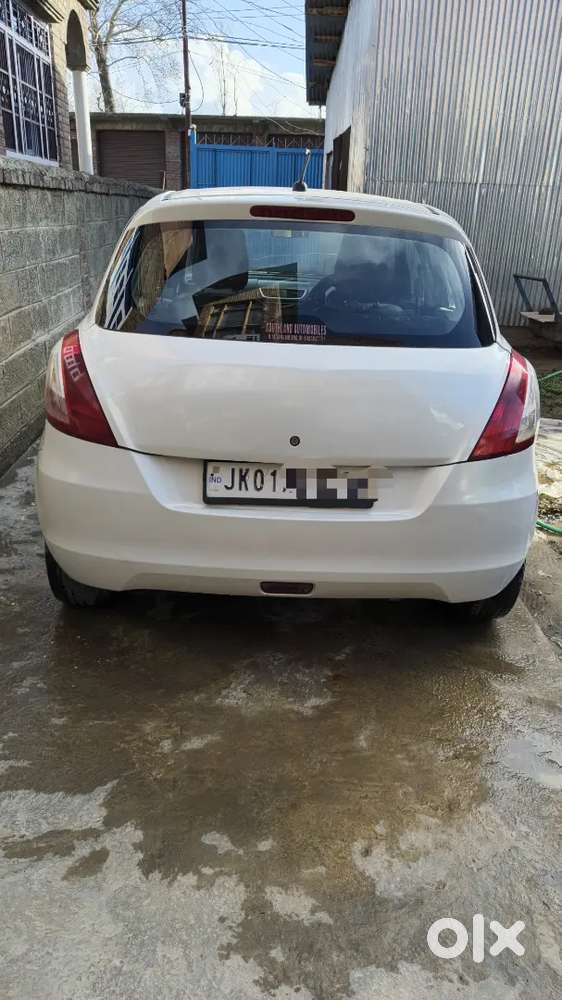 Maruti Suzuki Swift 2016 Diesel 117000 Km Driven