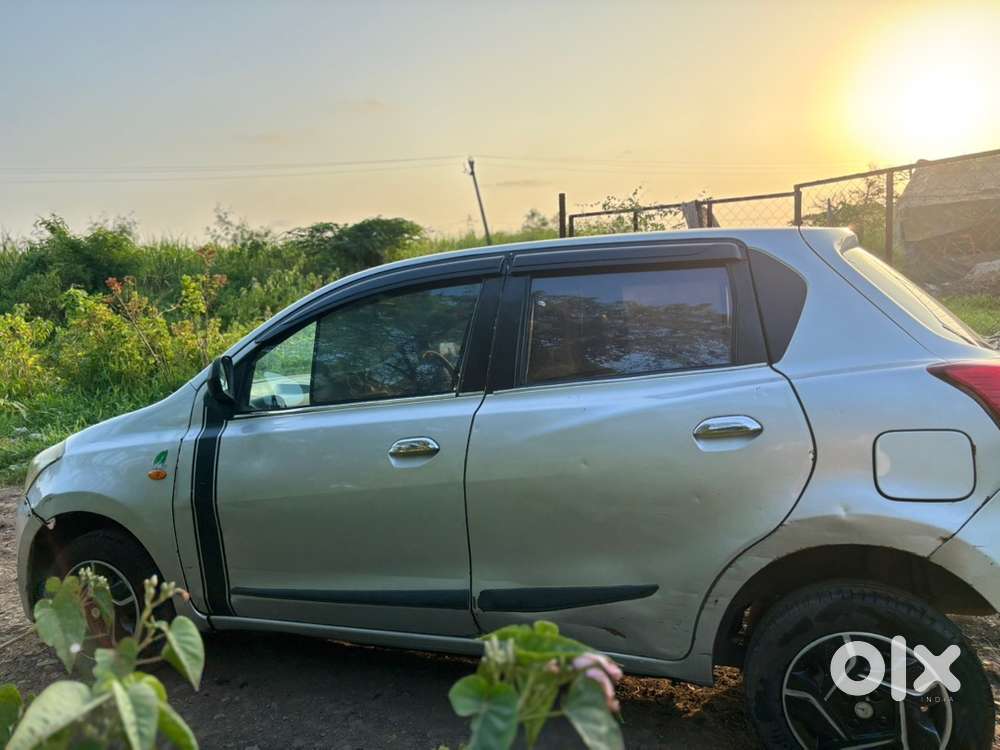 Datsun Go Petrol 2014 Urget Sell Money Problem