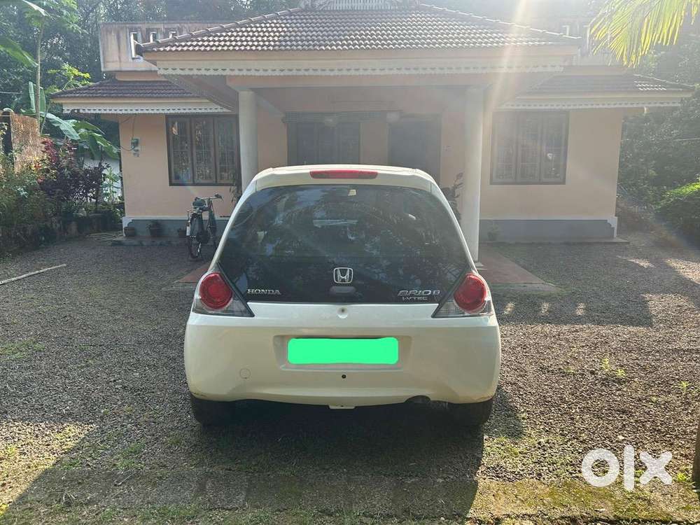 Honda Brio 2015