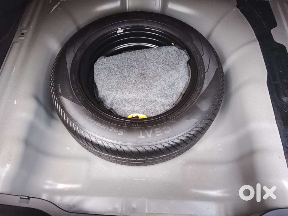 Hyundai Verna 1.5 Sx (o) Ivt, 2025, Petrol