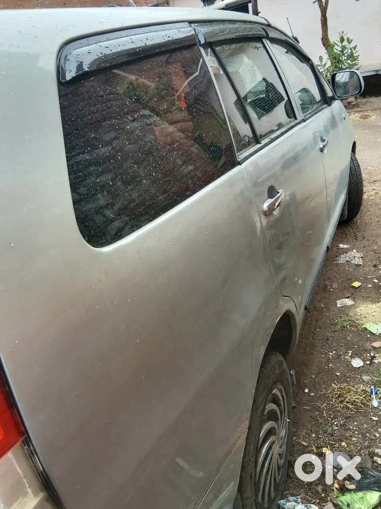 Toyota Innova 2010 Diesel Well Maintained