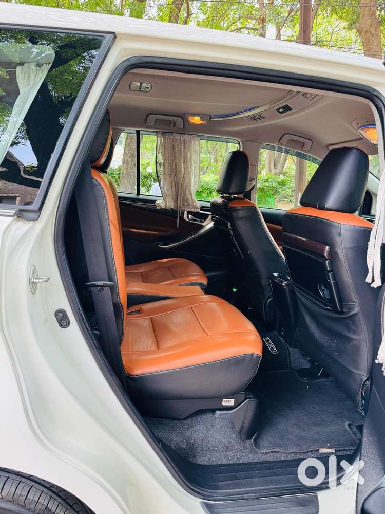 Toyota Innova Crysta 2.8z Automatic, 2021, Diesel