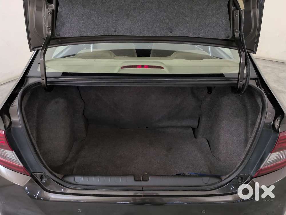 Honda Amaze Vx 1.2 Petrol Cvt, 2023, Petrol