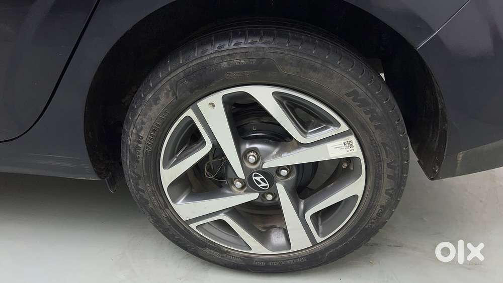 Hyundai Aura 1.2 Sx Cng, 2024, Cng & Hybrids