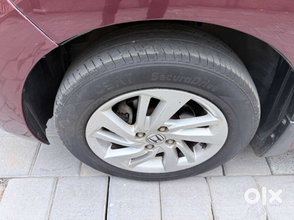 Honda Jazz V Cvt, 2017, Petrol
