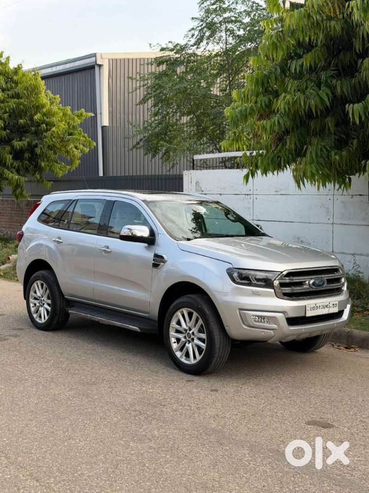 Ford Endeavour 3.2 Titanium At 4x4, 2016, Diesel
