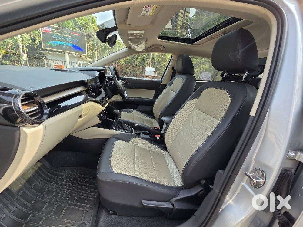 Skoda Slavia 1.0 Tsi Style At, 2023, Petrol