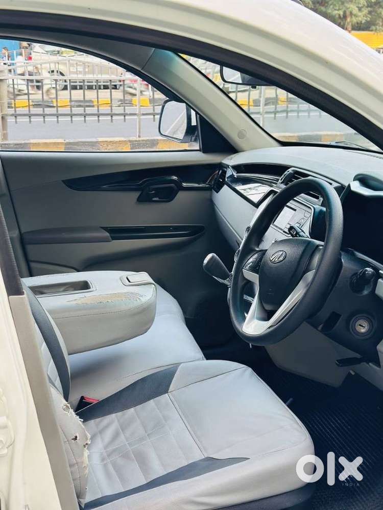 Mahindra Kuv 100 2016-2017 Mfalcon G80 K8, 2017, Petrol