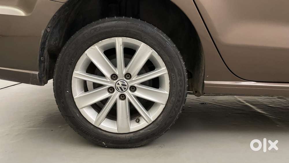 Volkswagen Vento 2013-2015 1.2 Tsi Highline At, 2016, Petrol