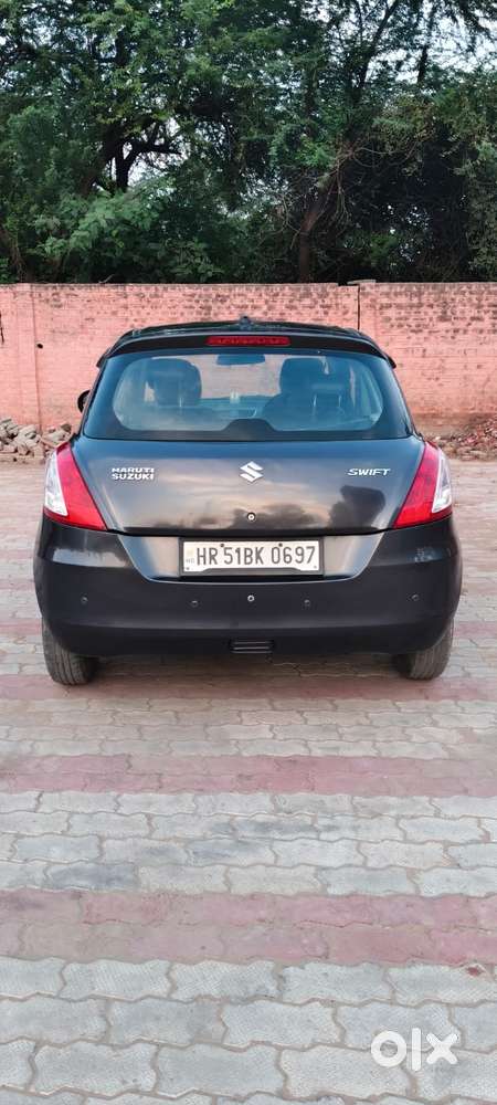 Maruti Suzuki Swift Lxi Option Sp Limited Edition, 2016, Cng & Hybri..