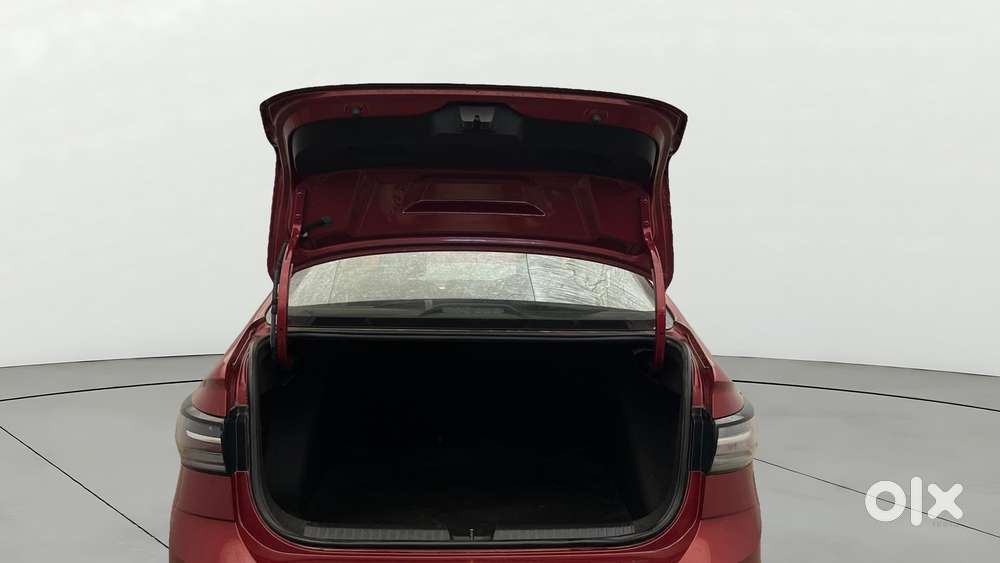 Volkswagen Virtus 1.0 Topline Tsi At, 2022, Petrol