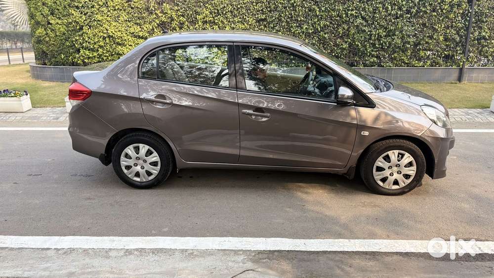 Honda Amaze, 2015, Petrol