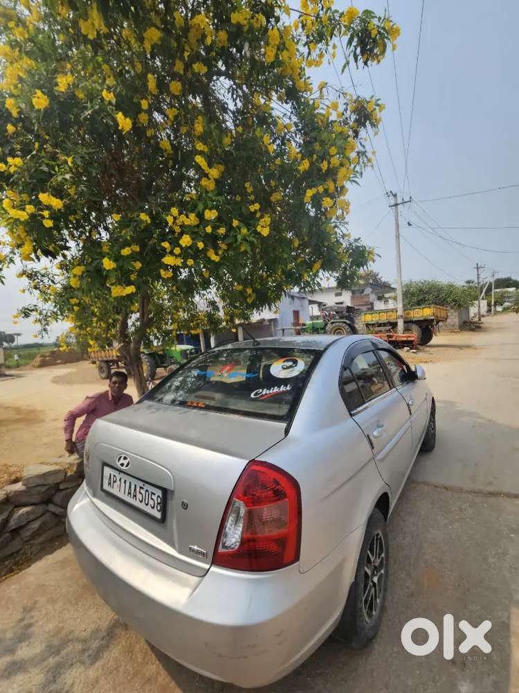 Hyundai Verna 2007 Diesel 130000 Km Driven
